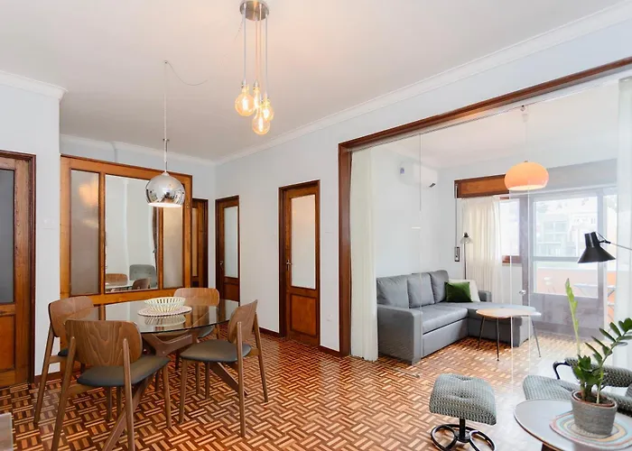 Liiiving In Porto - Vintage Design Apartment