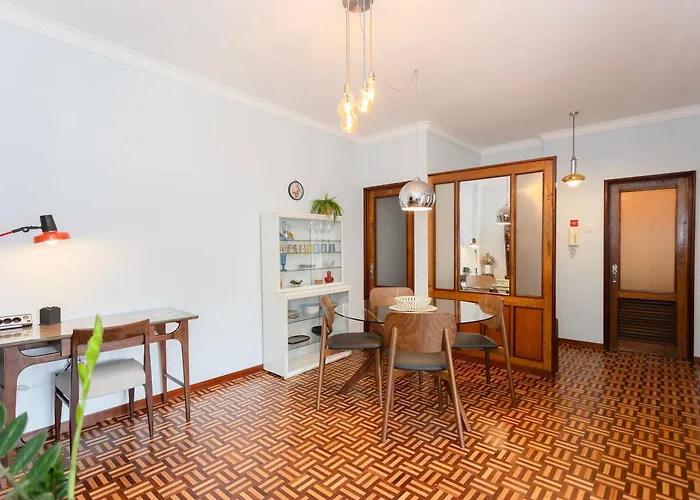 Liiiving In Porto - Vintage Design Apartment